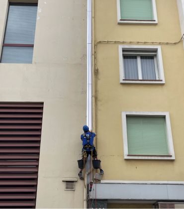Pose de joint de dilatation par AcroTrad